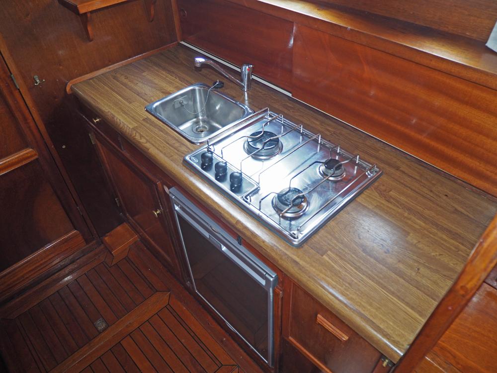 Fore ship, Accommodation